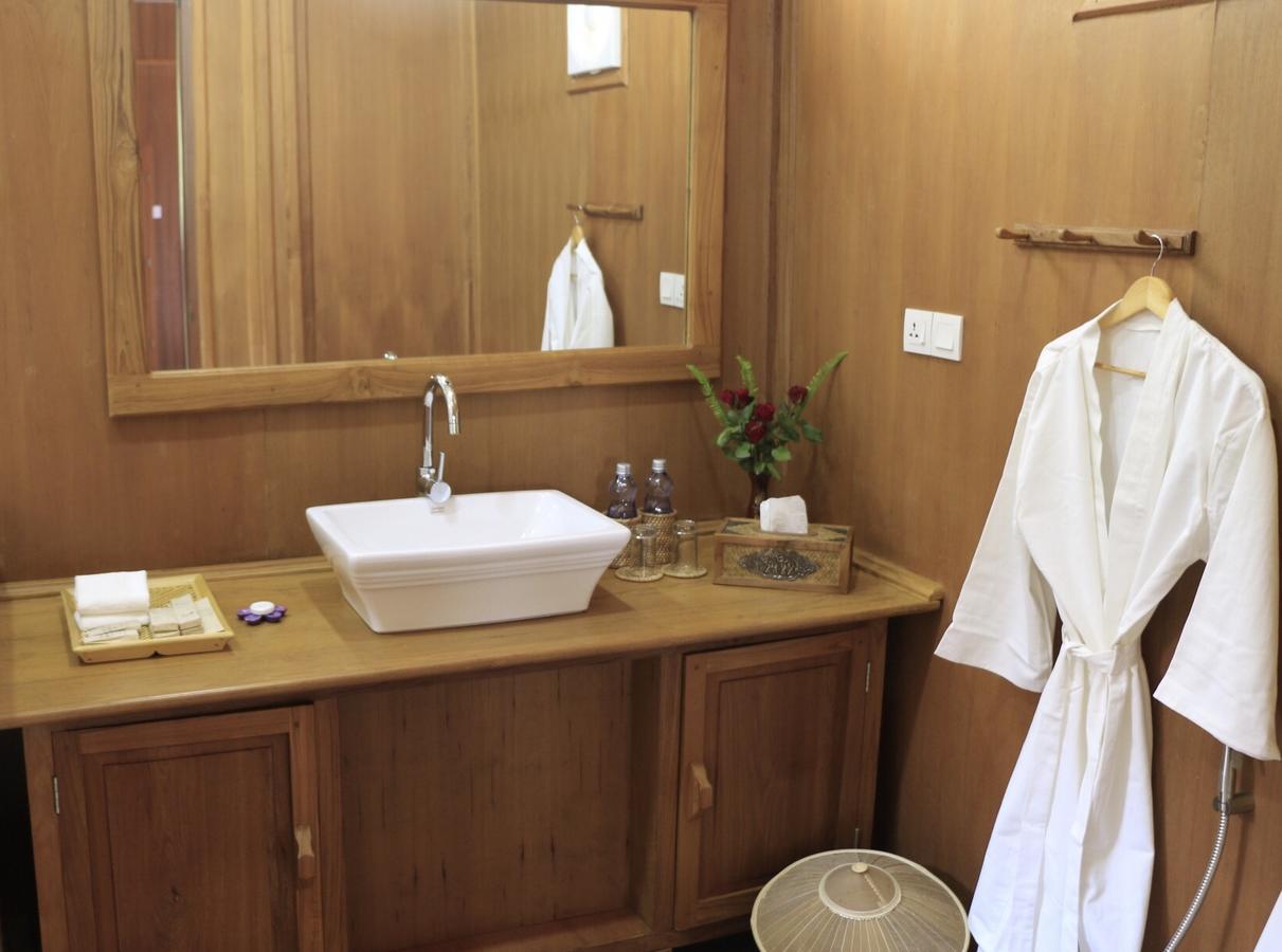 Blue Vanda Lodge Няунг Шве Екстериор снимка