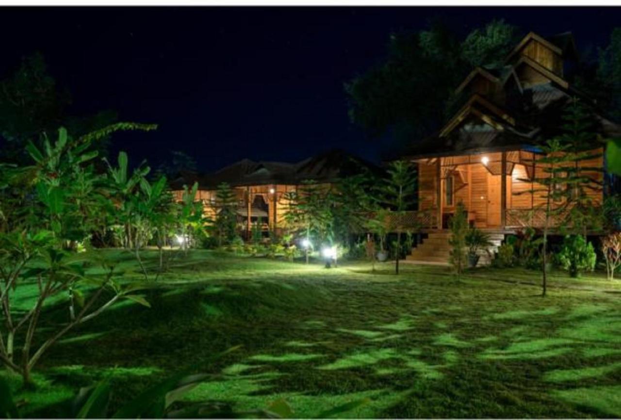 Blue Vanda Lodge Няунг Шве Екстериор снимка