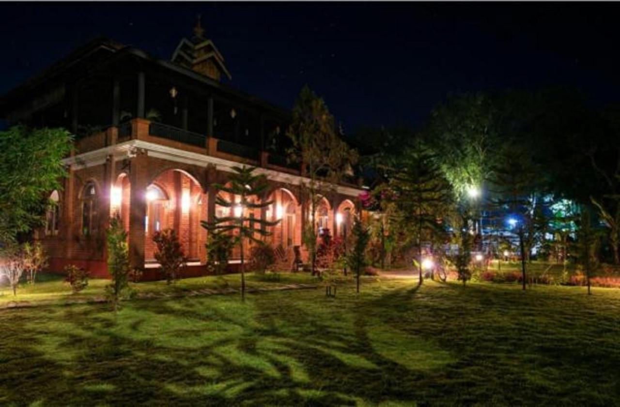 Blue Vanda Lodge Няунг Шве Екстериор снимка