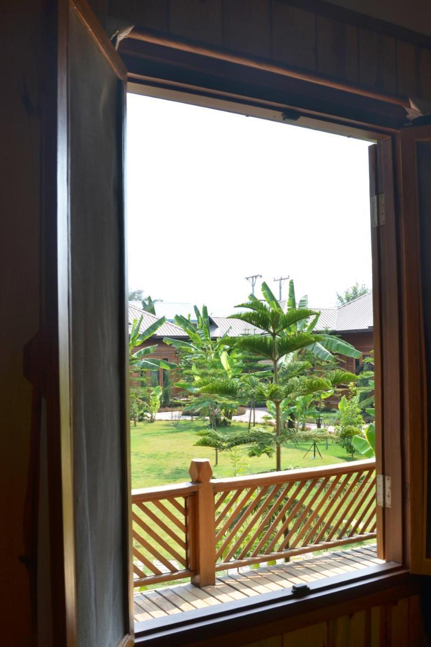 Blue Vanda Lodge Няунг Шве Екстериор снимка