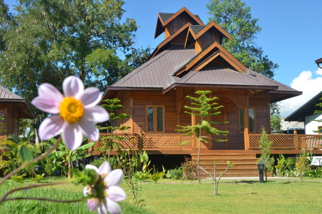 Blue Vanda Lodge Няунг Шве Екстериор снимка